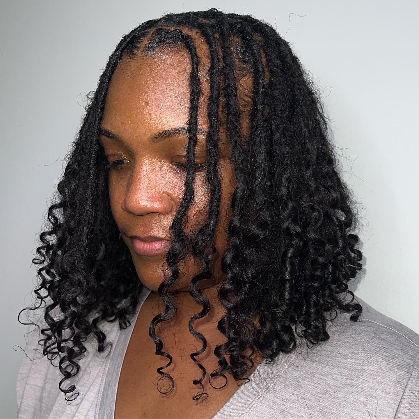 (60) Small Permanent locs